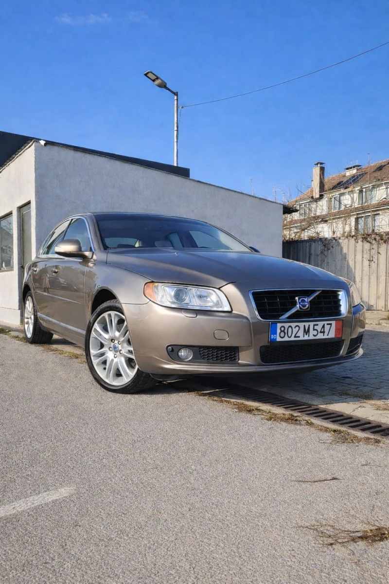 Volvo S80 3.2 Distronic/Keyless/Подгрев/Обдухване/История