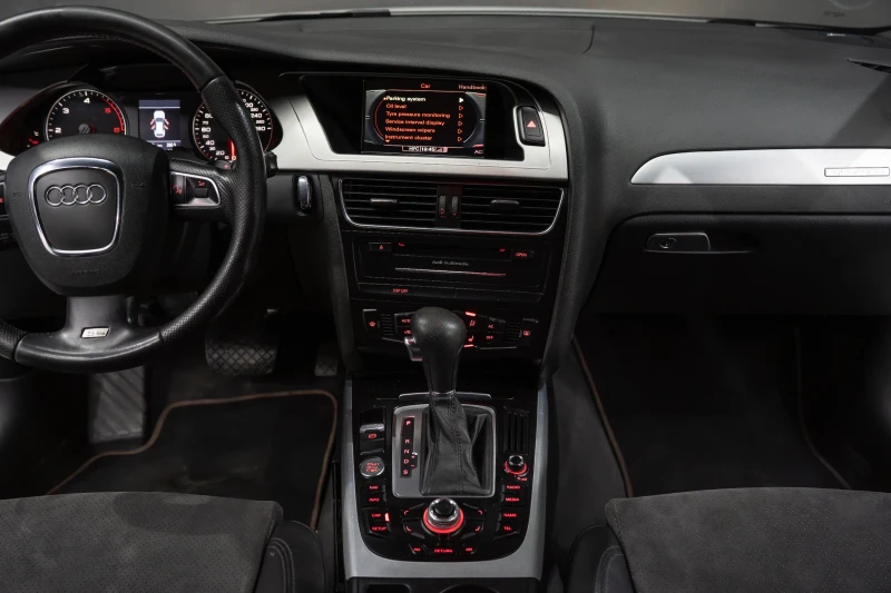 Audi A4 3.0 TDI / 3xS-Line / B&O / LED / CARPLAY / ZF, снимка 12 - Автомобили и джипове - 52870772