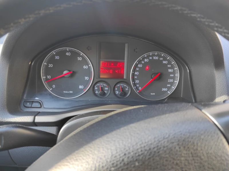 VW Golf 5, снимка 5 - Автомобили и джипове - 53134992