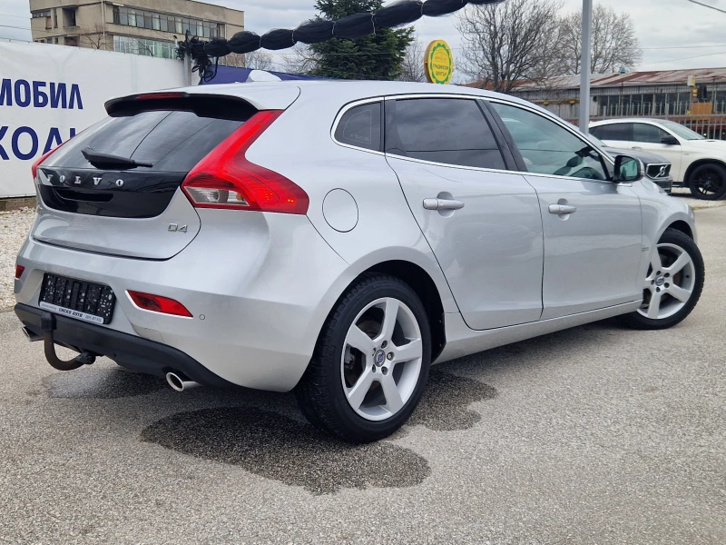 Volvo V40 D4 2.0d-190ps KOJA* NAVI* PODGREV, снимка 2 - Автомобили и джипове - 53564328