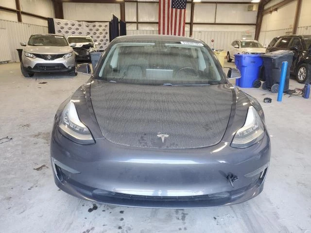 Tesla Model 3 Yes Rear-wheel drive - изображение 8