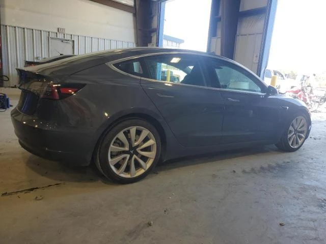 Tesla Model 3 Yes Rear-wheel drive - изображение 6