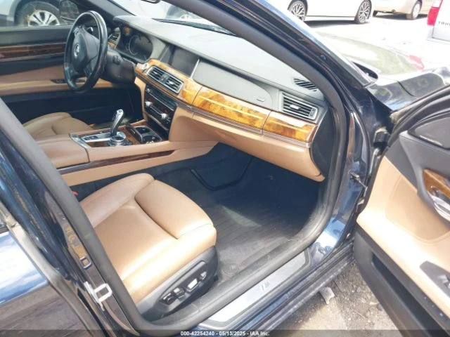 BMW 740 Авто Кредит!Крайна цена до БГ! - изображение 9