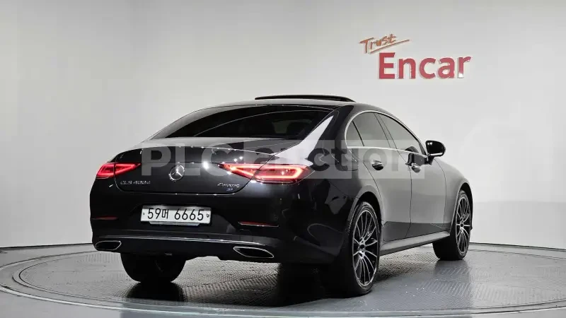 Mercedes-Benz CLS 400 4Matic* ОБДУХВАНЕ* КОЖЕН САЛОН, снимка 2 - Автомобили и джипове - 54066408