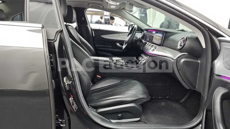 Mercedes-Benz CLS 400 4Matic* ОБДУХВАНЕ* КОЖЕН САЛОН, снимка 11 - Автомобили и джипове - 54066408