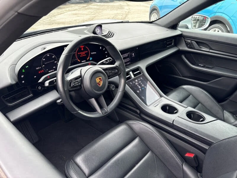 Porsche Taycan 4S AWD* АвтоКредит* (Цена до БГ) , снимка 12 - Автомобили и джипове - 54371252