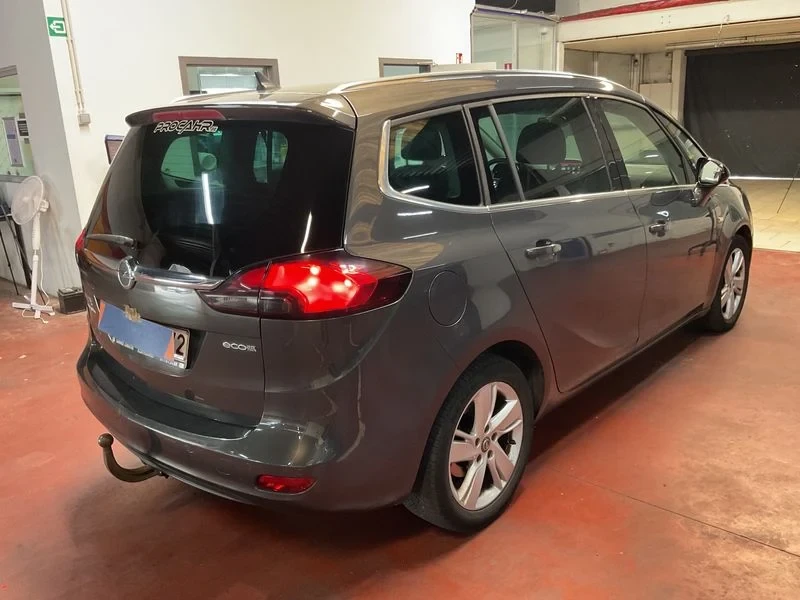 Opel Zafira Tourer 1.6 CDTI Cosmo Pack, снимка 2 - Автомобили и джипове - 55467754