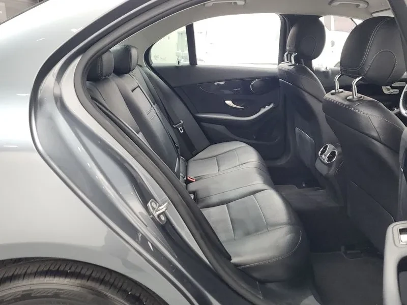 Mercedes-Benz C 200, снимка 11 - Автомобили и джипове - 56353825