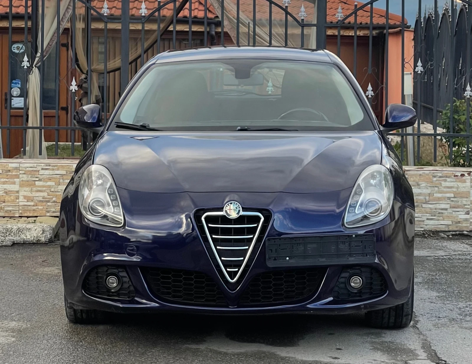 Alfa Romeo Giulietta 2.0 JTDM  - изображение 2