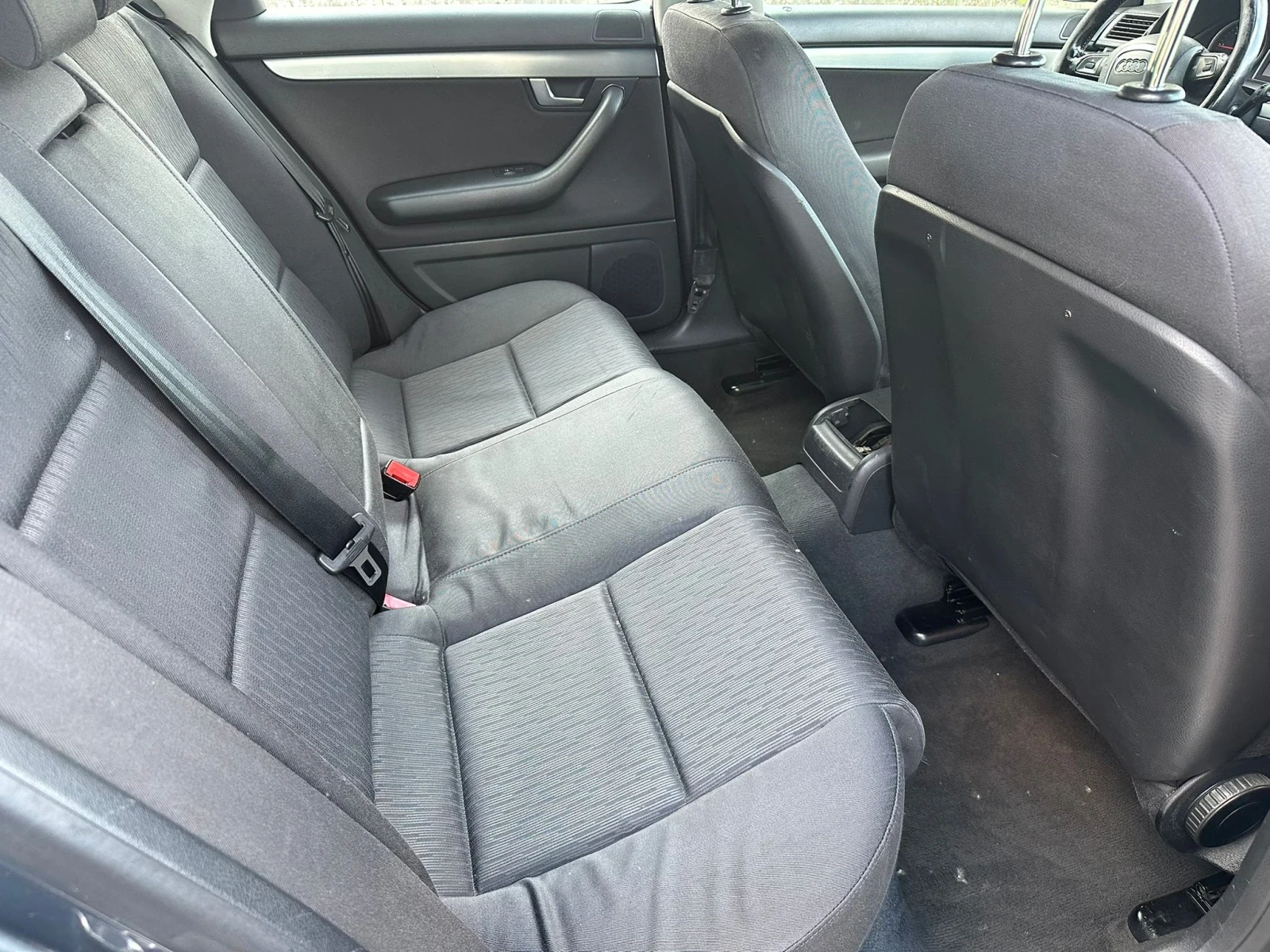 Audi A4 2, 000TDI EURO4  | Mobile.bg   11