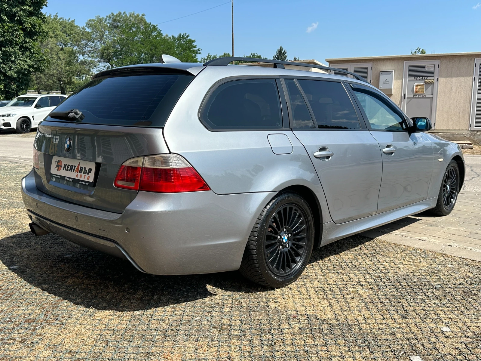 BMW 520 2.0d 150 к.с. - изображение 4