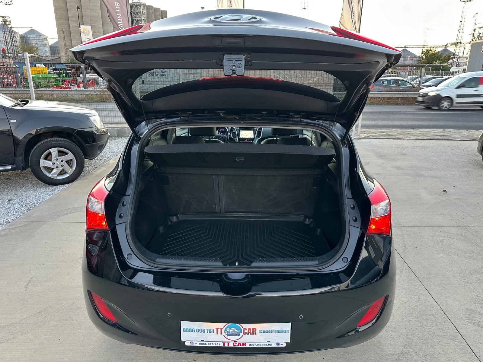 Hyundai I30 1.6crdi 6-. ! ! Keyless go! | Mobile.bg   17