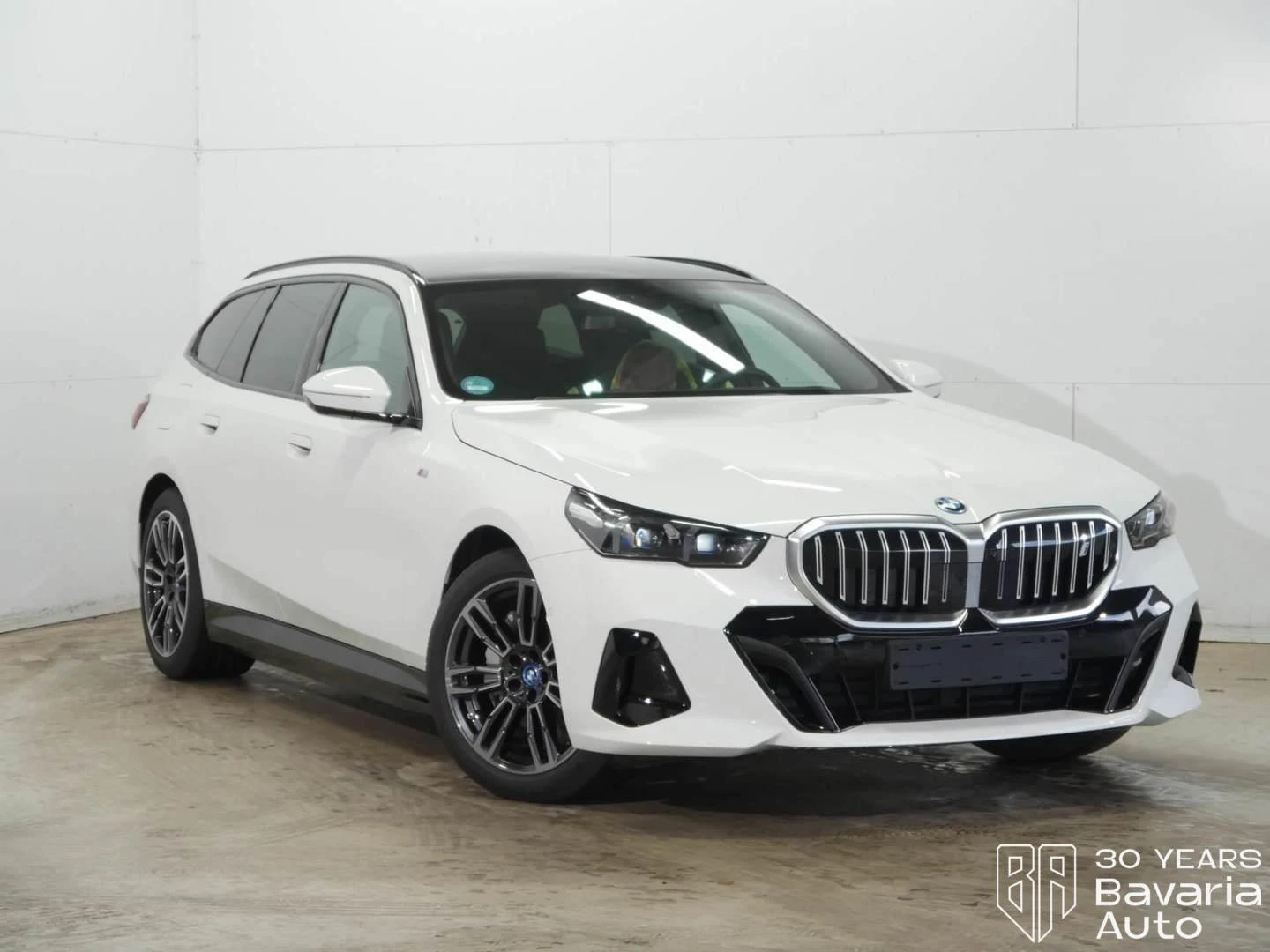 BMW i5 40 eDrive Touring M Sport Paket | Mobile.bg   4