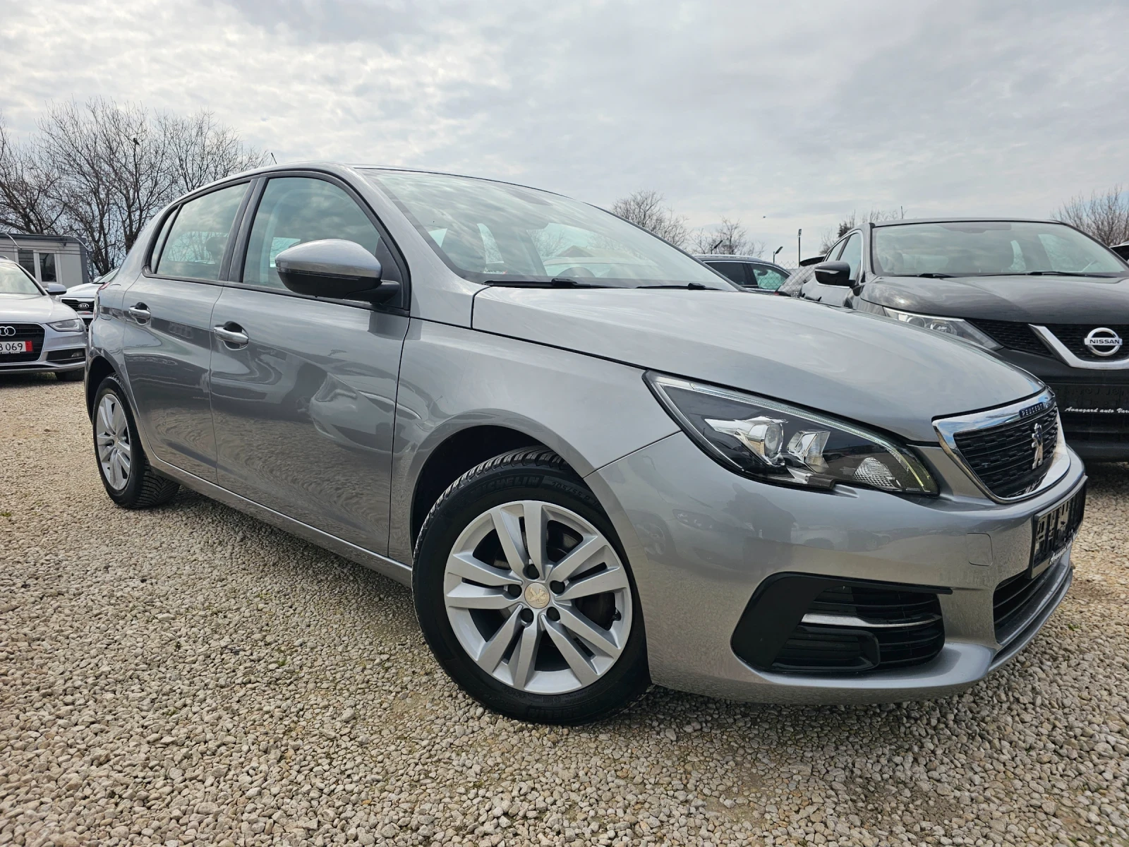 Peugeot 308 1.6HDI, 120к.с., Автоматик , снимка 3 - Автомобили и джипове - 54059963