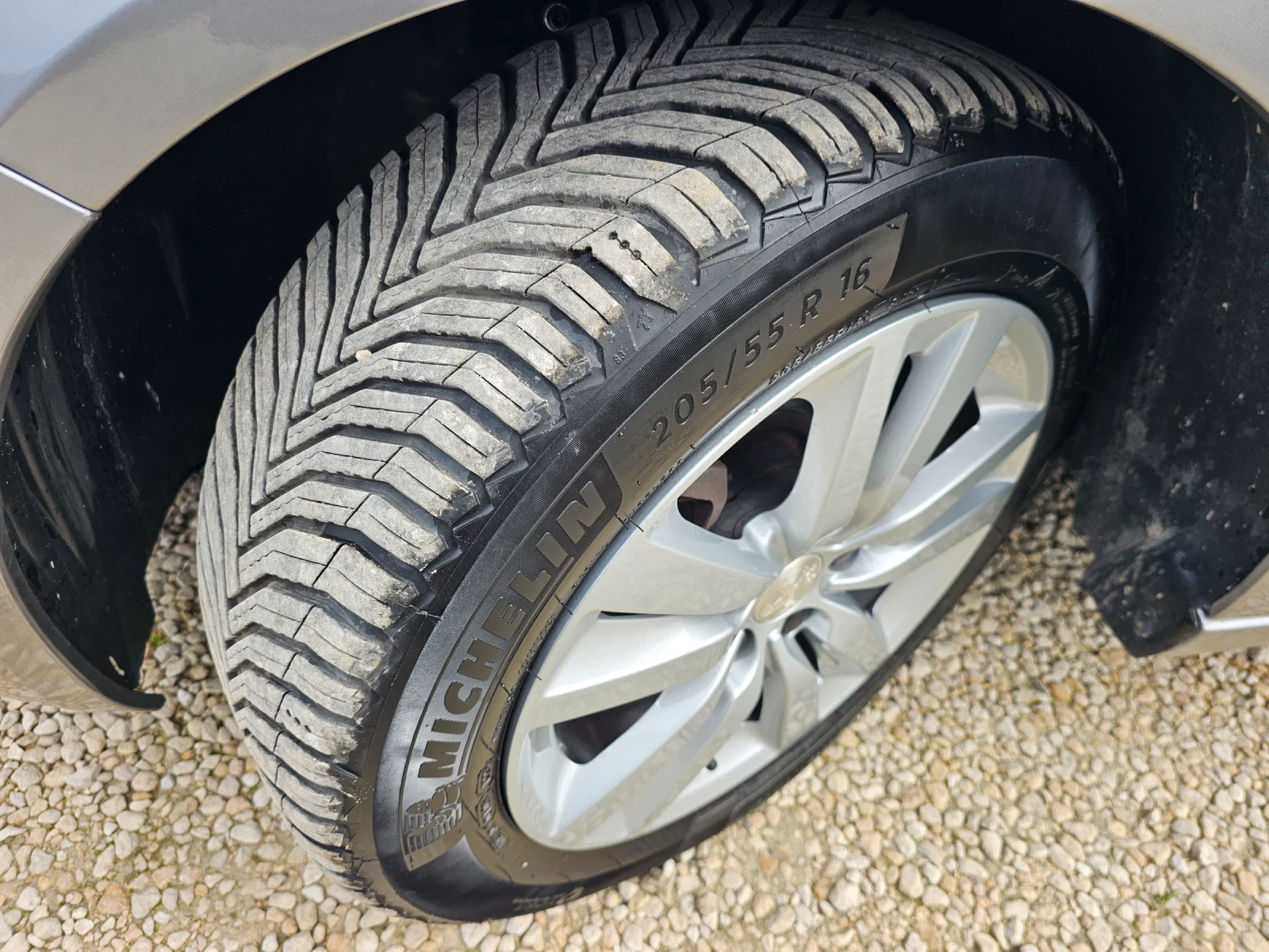 Peugeot 308 1.6HDI, 120к.с., Автоматик , снимка 14 - Автомобили и джипове - 54059963