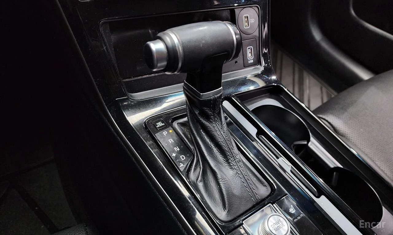 Kia K7 3.0* LPI* PREMIER* ПОДГРЕВ* КАМЕРА* КЕЙЛЕС* , снимка 10 - Автомобили и джипове - 54576756