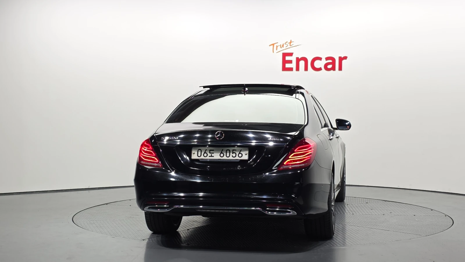 Mercedes-Benz S 350 AMG line/Head up/360 Cam/Кафяв салон/Обдух/HUD/, снимка 4 - Автомобили и джипове - 54747681