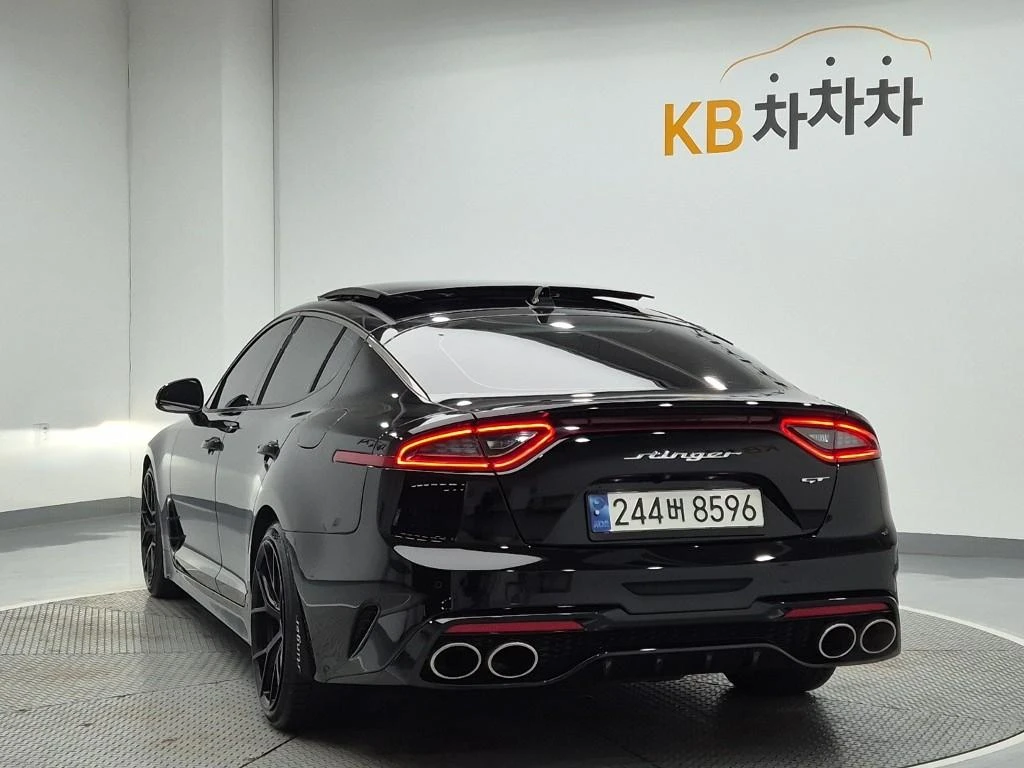 Kia Stinger GT 3.3 TURBO, снимка 3 - Автомобили и джипове - 55219250