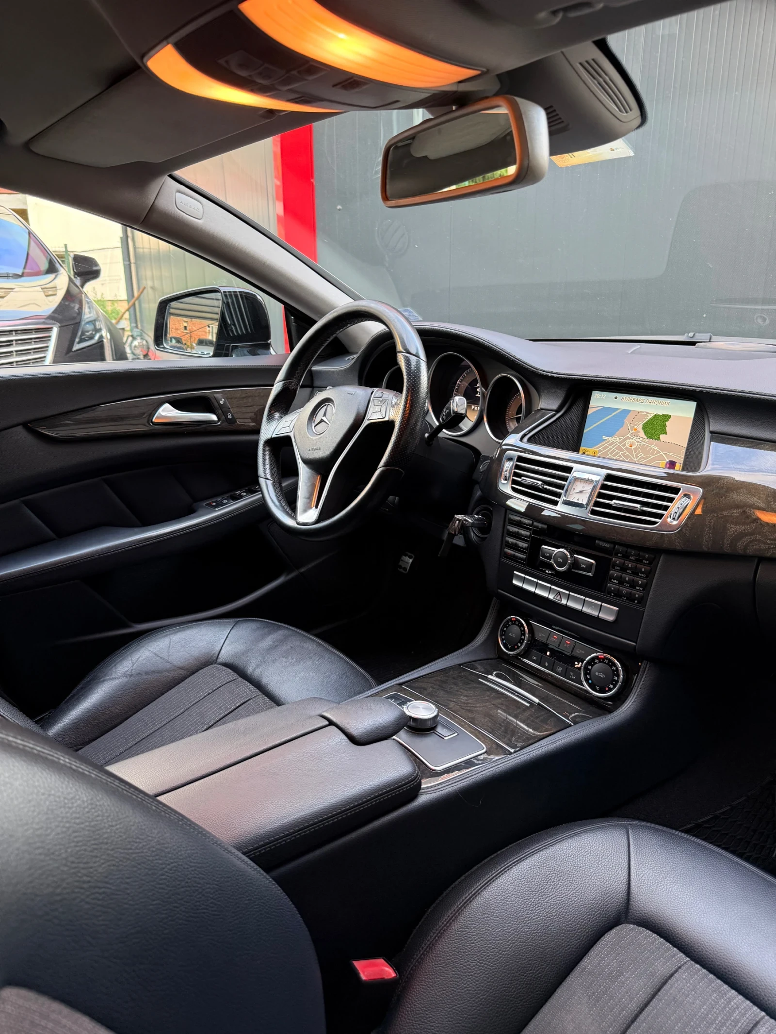 Mercedes-Benz CLS 350 * AMG Line* LED* BlackEdition* НА ПРУЖИНИ* , снимка 9 - Автомобили и джипове - 55318925