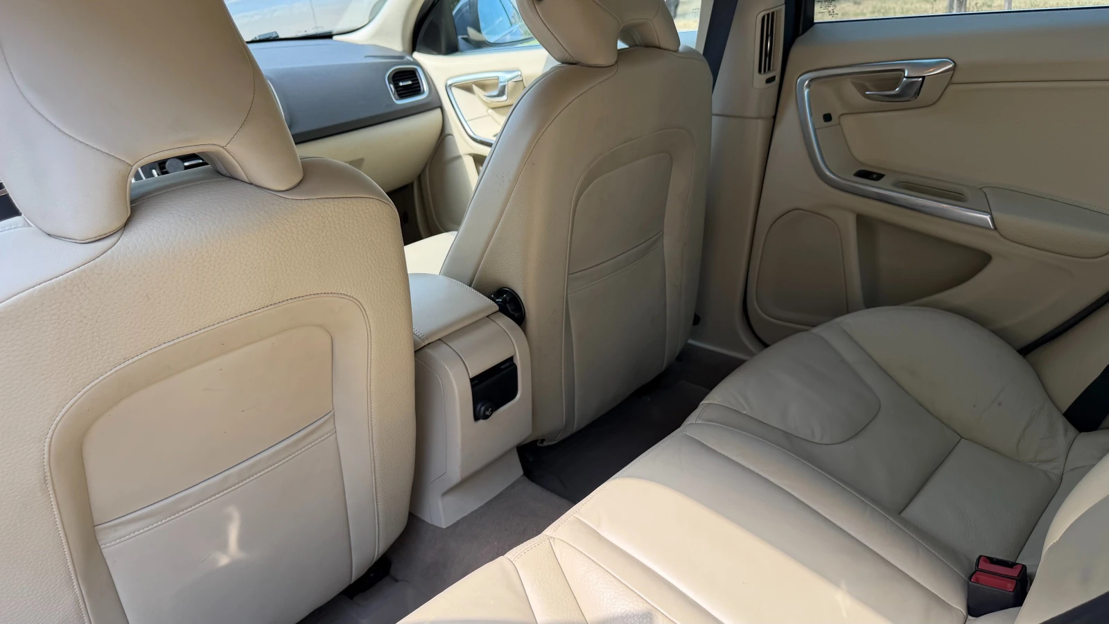 Volvo S60 D5 215 �.�. | Mobile.bg � ����������� 14