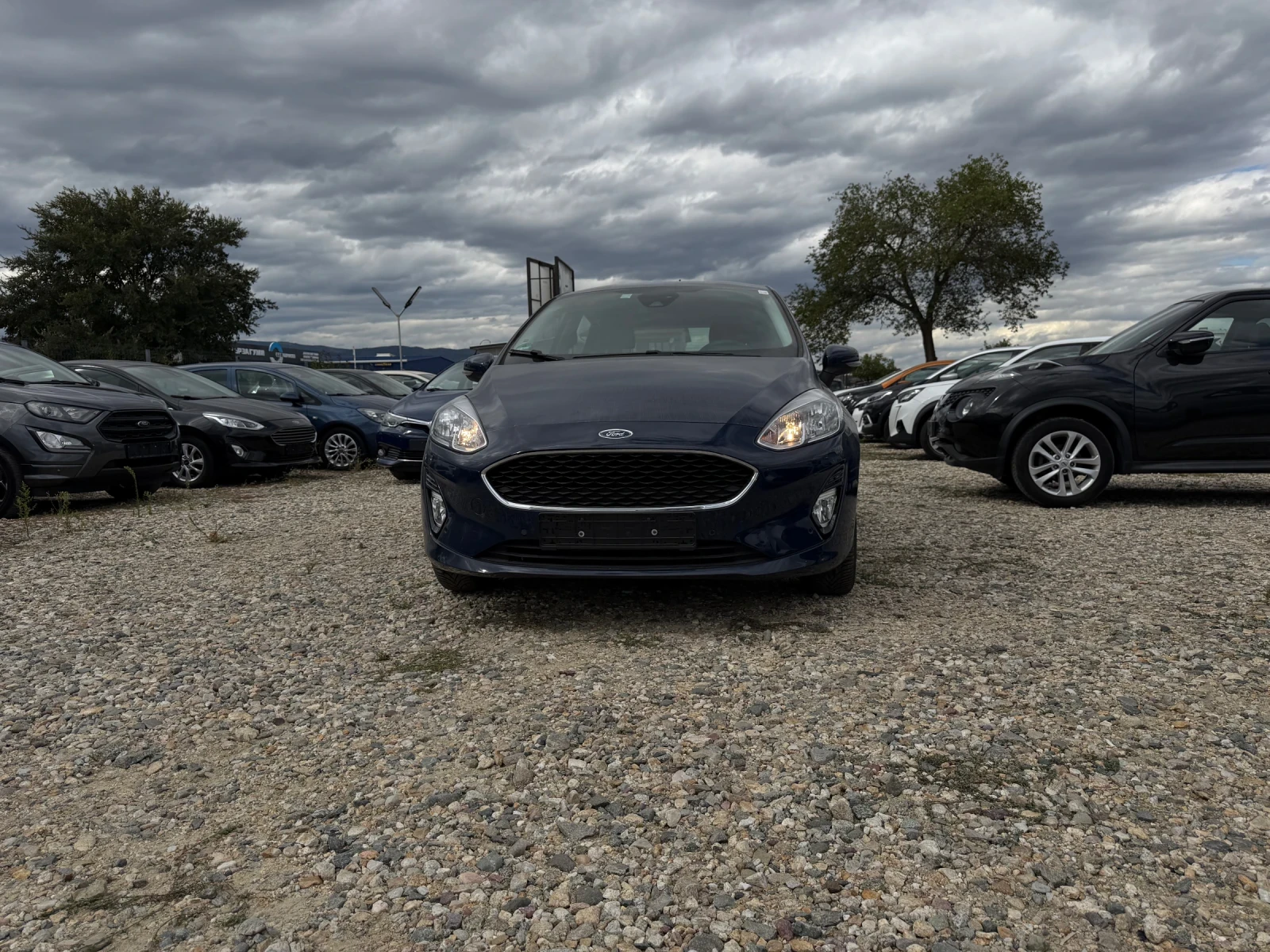 Ford Fiesta 1, 0 Ecoboost Euro6, снимка 2 - Автомобили и джипове - 56181199