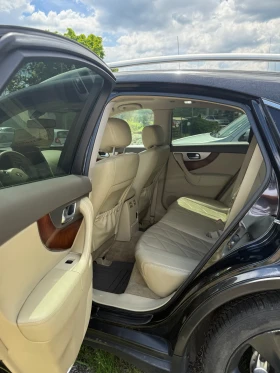 Infiniti QX70 S | Mobile.bg    11