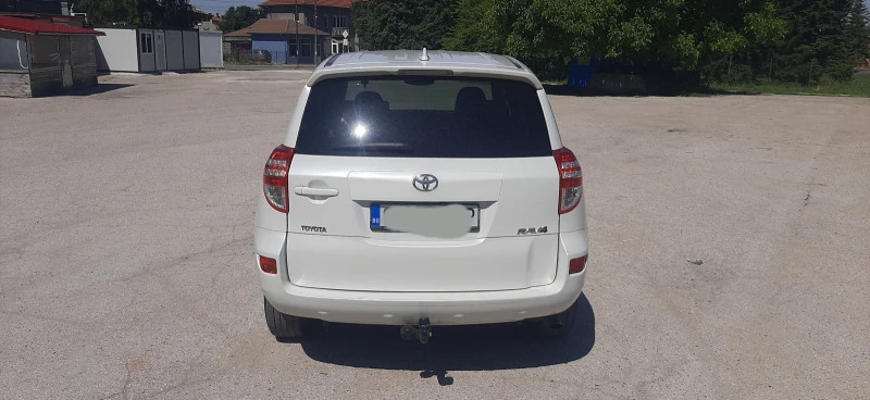 Toyota Rav4, снимка 5 - Автомобили и джипове - 47457779