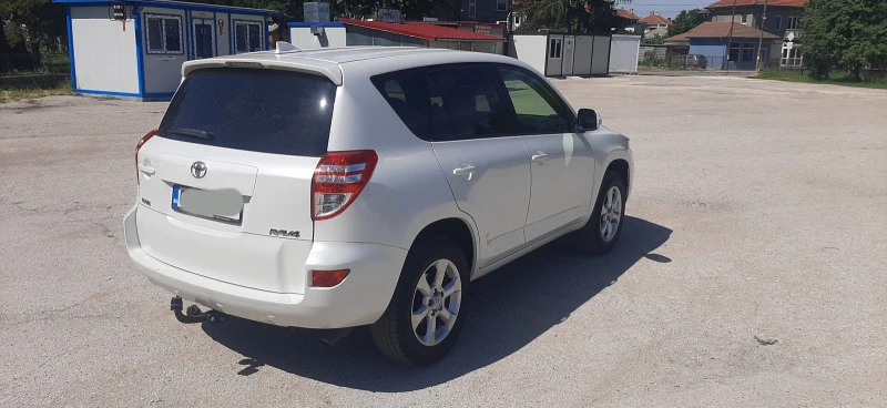 Toyota Rav4, снимка 2 - Автомобили и джипове - 47457779