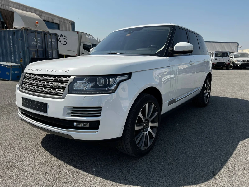 Land Rover Range rover Vogue 5.0 V8   2015 / 166 000 км / ОЧАКВАН ВНОС