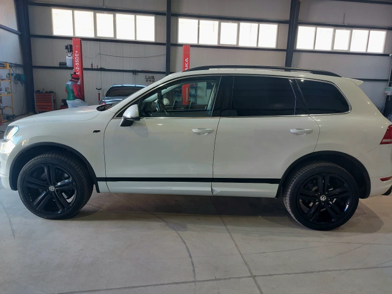 VW Touareg R 4.2 TDI V8, снимка 7 - Автомобили и джипове - 52431673