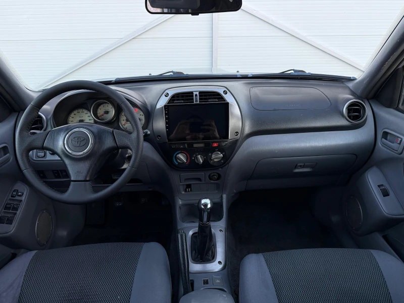 Toyota Rav4 2.0D4D 4x4/Навигация/Мултимедия/Собствен лизинг, снимка 14 - Автомобили и джипове - 52722487