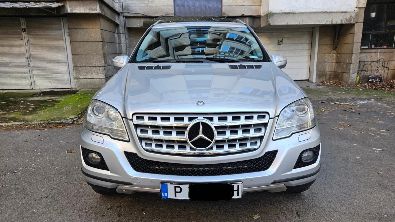 Mercedes-Benz ML 350 3.0 L* V6* 4MATIC* Automatic, снимка 2 - Автомобили и джипове - 52849570