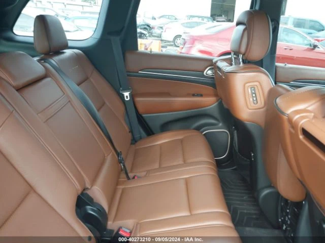 Jeep Grand cherokee SUMMIT 5.7 harman/kardon телевизори дистроник, снимка 12 - Автомобили и джипове - 48018825