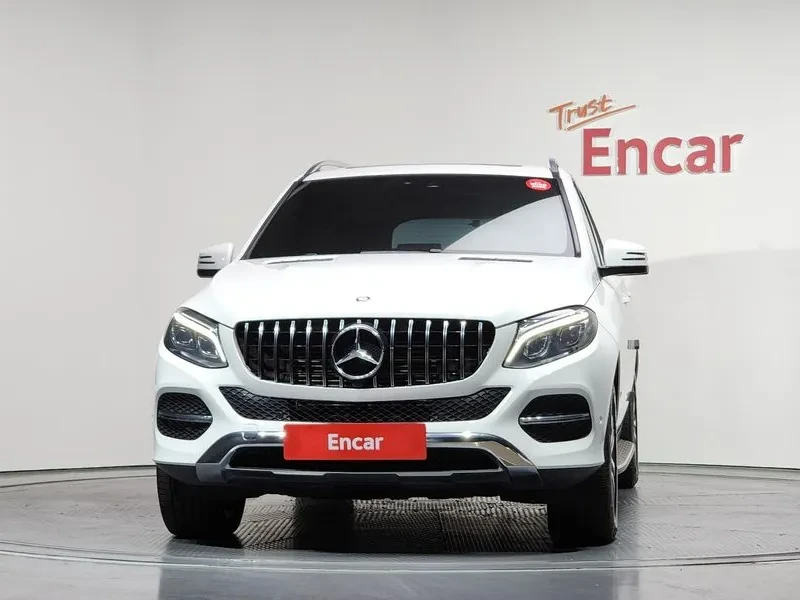 Mercedes-Benz GLE W166 250 D 4Matic, снимка 3 - Автомобили и джипове - 55750628