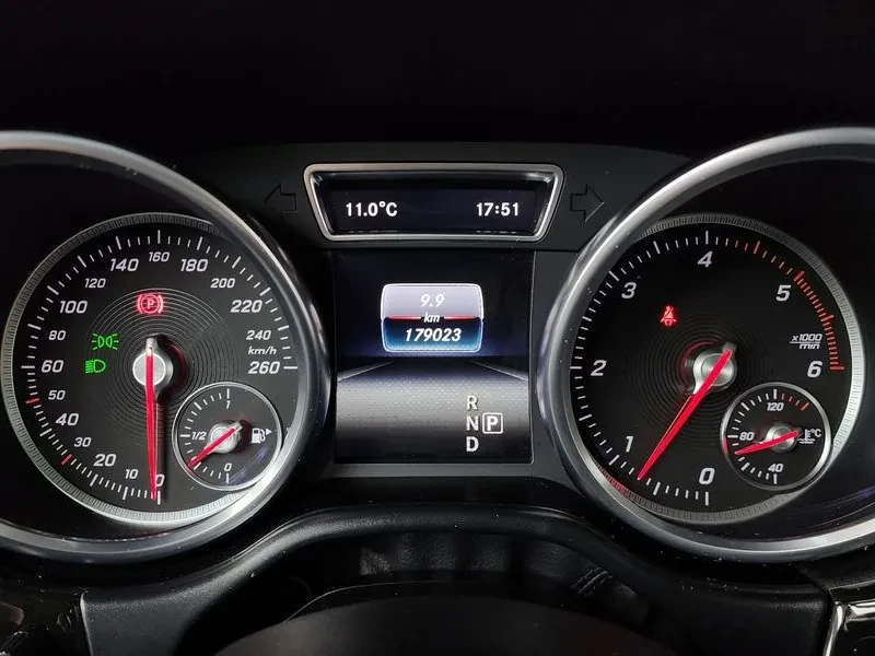 Mercedes-Benz GLE W166 250 D 4Matic, снимка 8 - Автомобили и джипове - 55750628