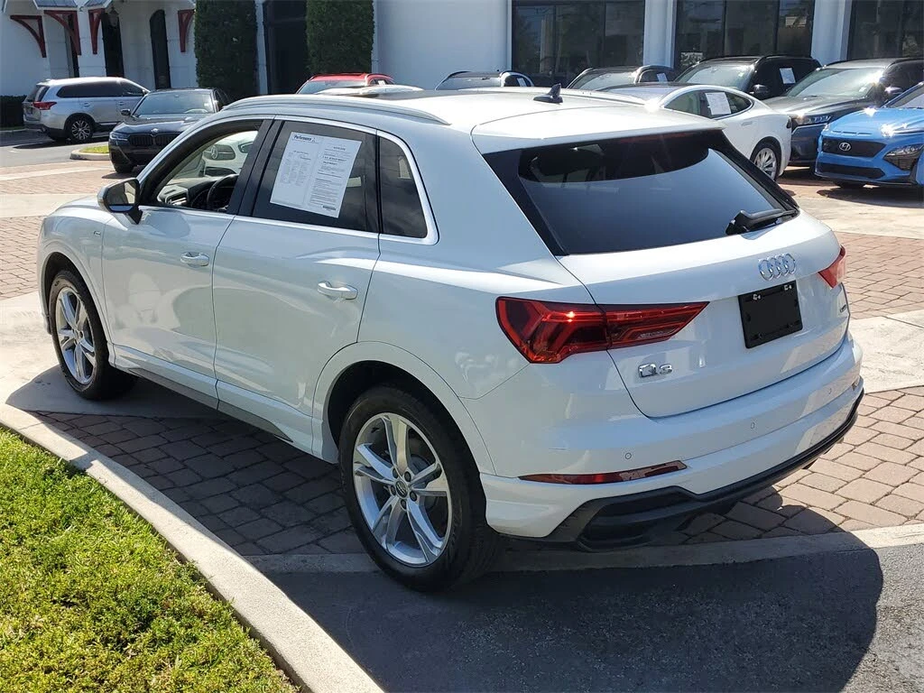 Audi Q3 * S-Line* HeadUp* АвтоКредит* (ЦЕНА ДО БГ) - изображение 4