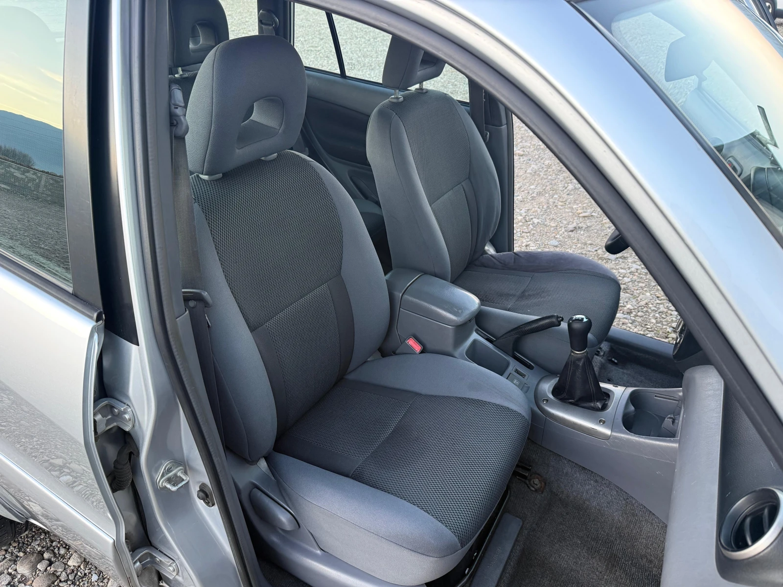 Toyota Rav4 2.0D4D 4x4///  | Mobile.bg   12