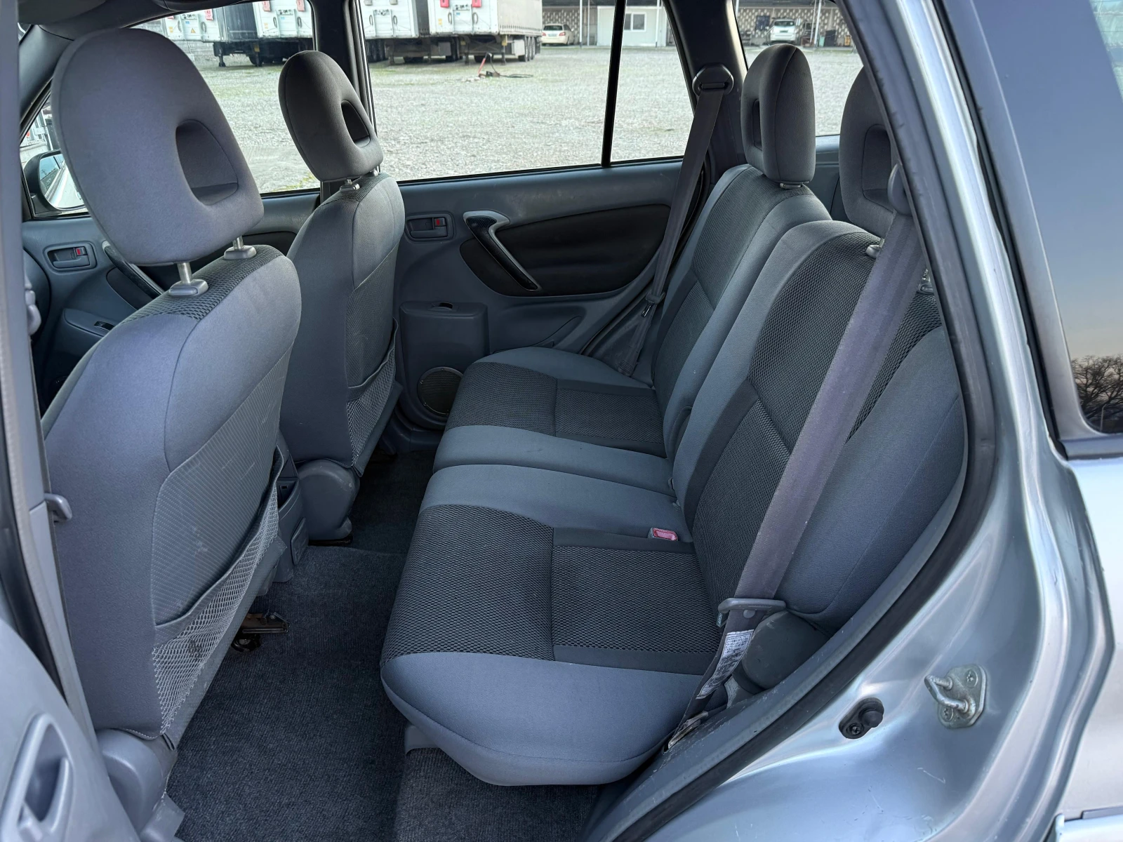 Toyota Rav4 2.0D4D 4x4/Навигация/Мултимедия/Собствен лизинг - изображение 10