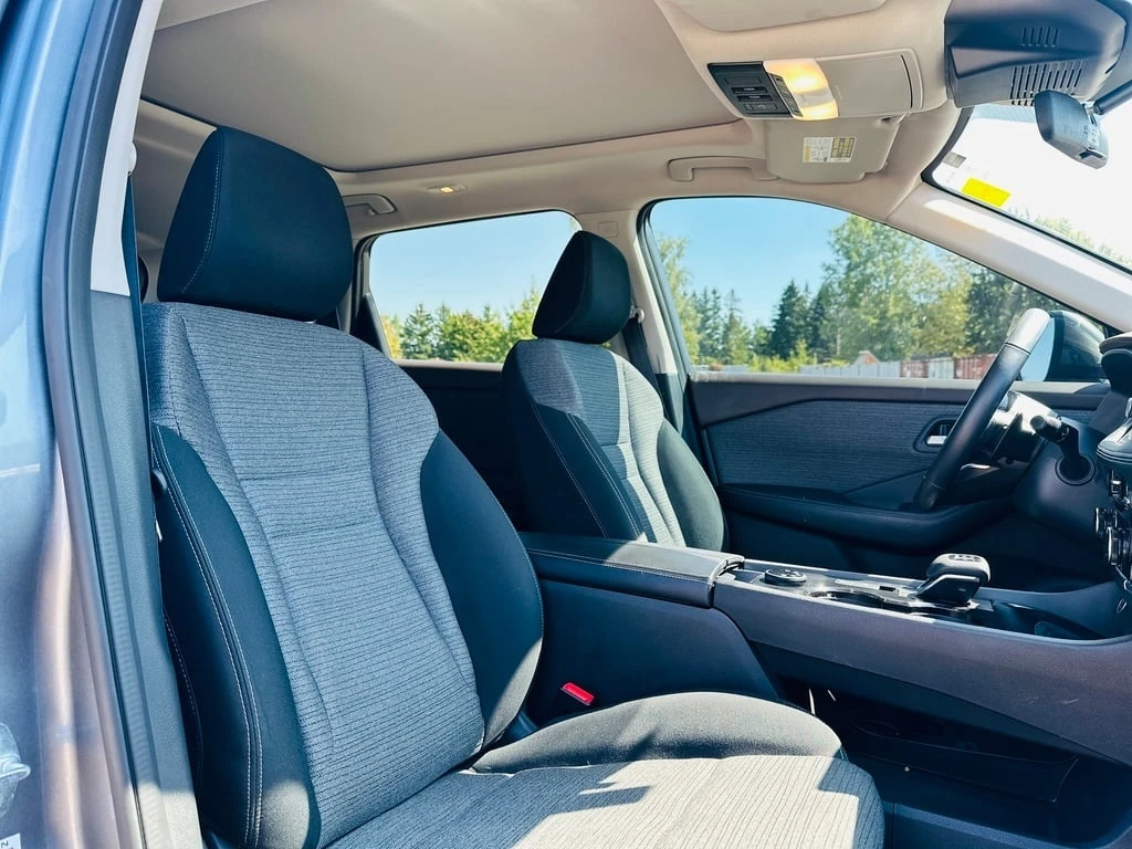 Nissan Rogue * SV | AWD | PWR SEAT/MOONROOF/PUSH BUTTON START * - изображение 8