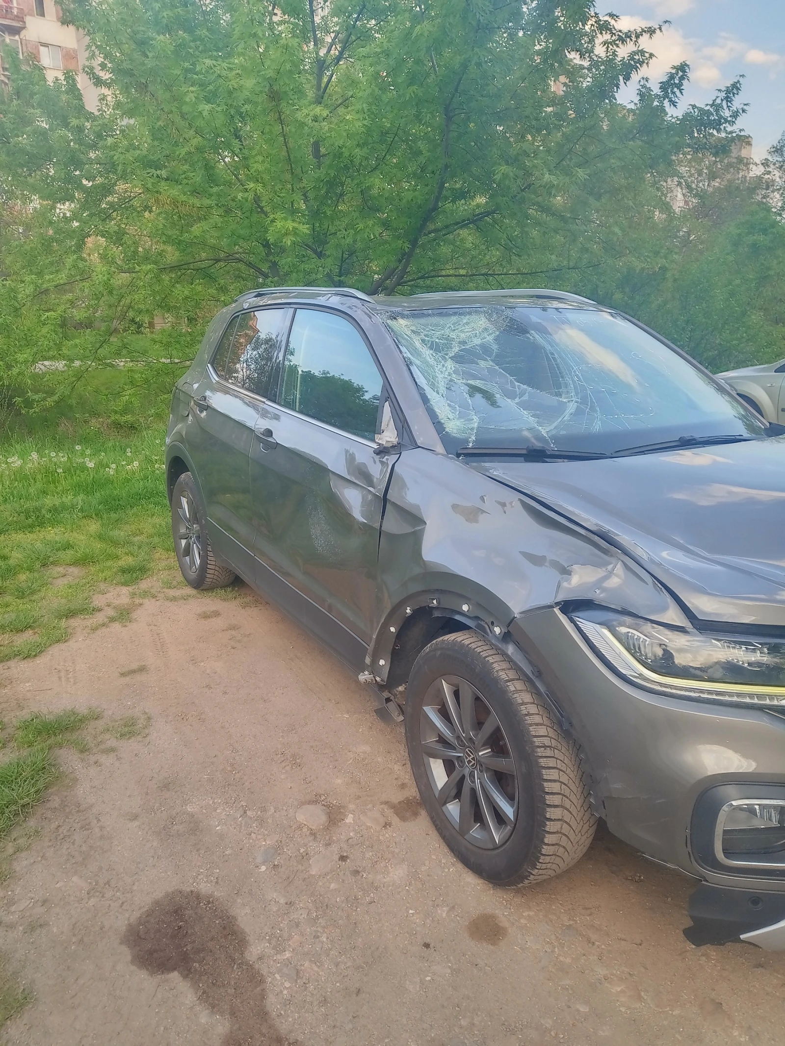 VW T-Cross 1.0, снимка 2 - Автомобили и джипове - 54446851