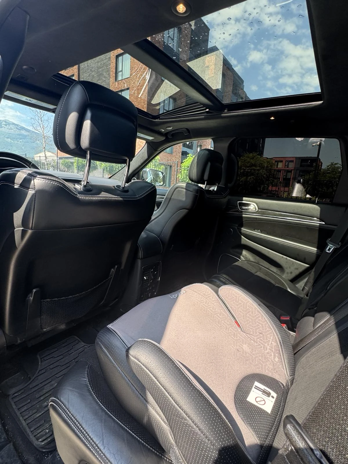 Jeep Grand cherokee SRT 6.4 FACE/LPG  /BORLA /PANO, снимка 7 - Автомобили и джипове - 54737883