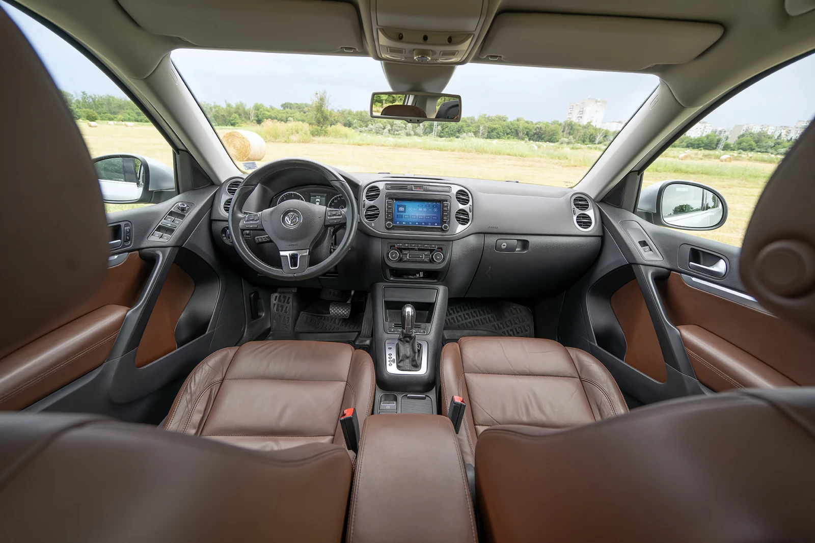 VW Tiguan, снимка 8 - Автомобили и джипове - 55163002