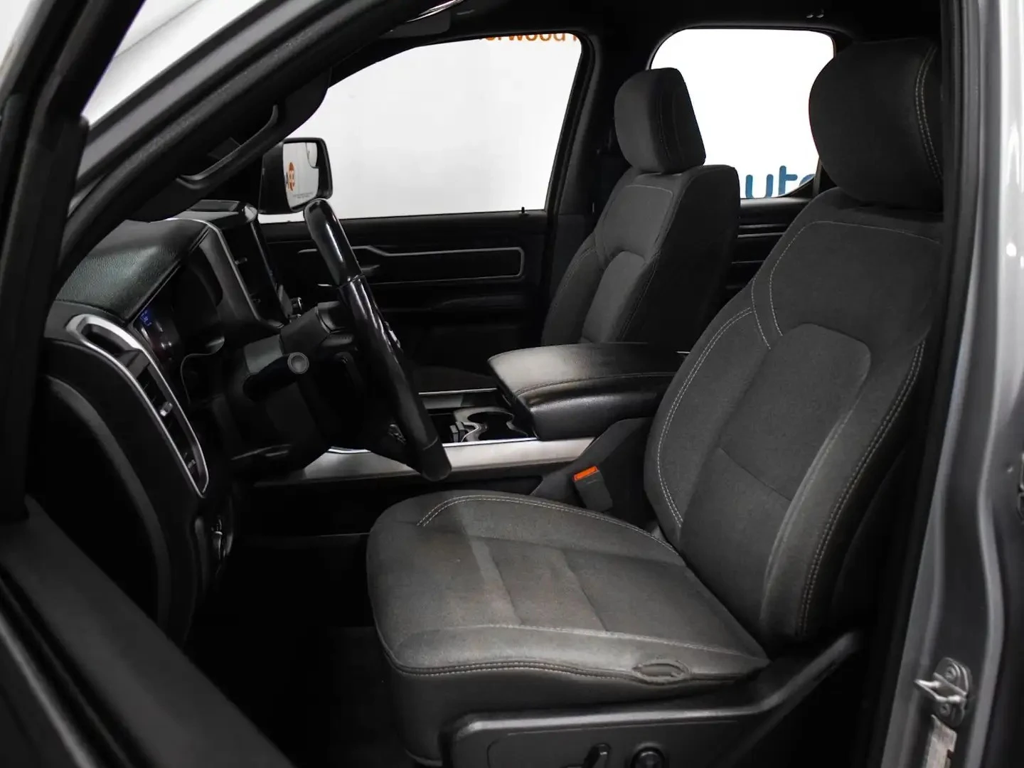 Dodge RAM 1500 BIG HORN ЦЕНА ДО БЪЛГАРИЯ АВТОКРЕДИТ, снимка 9 - Автомобили и джипове - 55950214