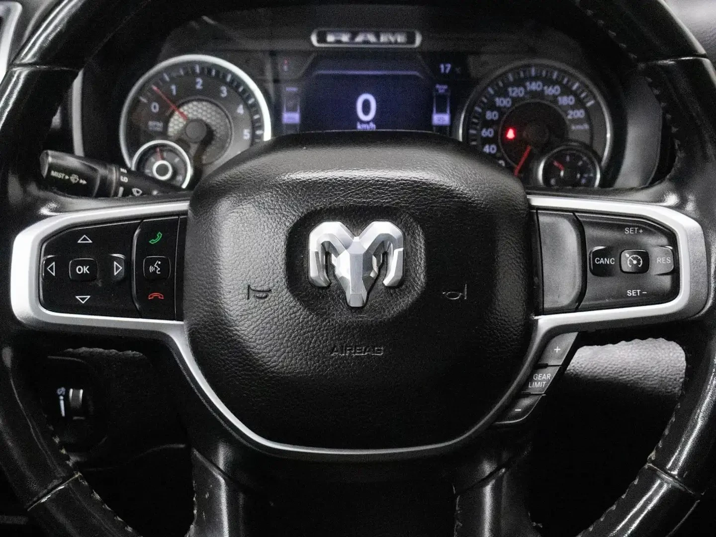 Dodge RAM 1500 BIG HORN ЦЕНА ДО БЪЛГАРИЯ АВТОКРЕДИТ, снимка 15 - Автомобили и джипове - 55950214
