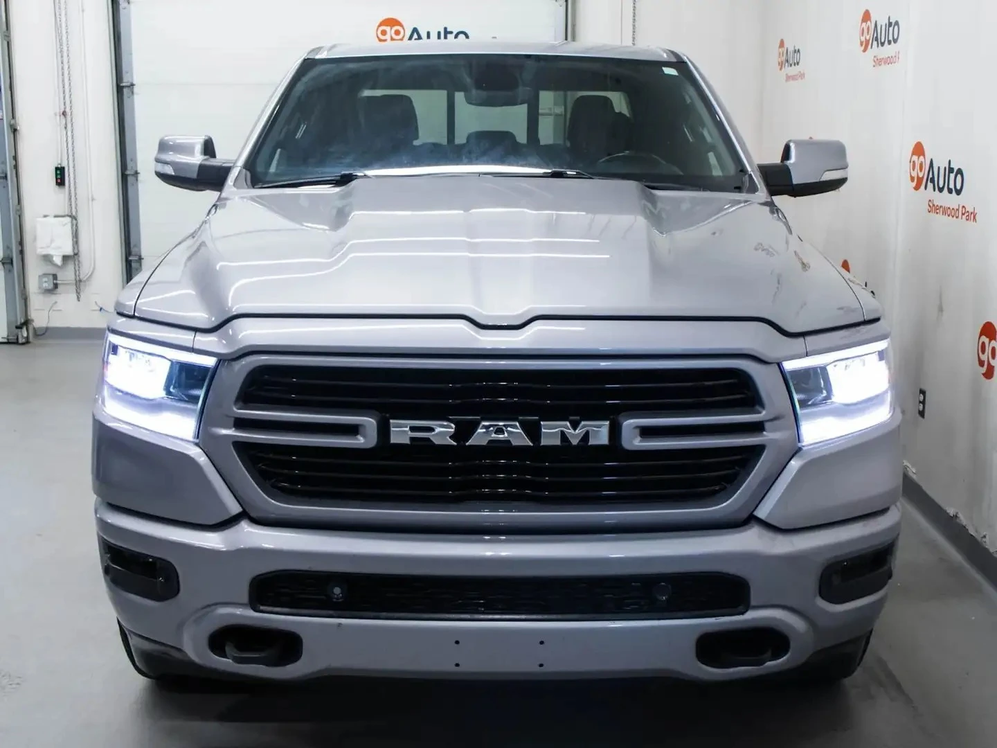 Dodge RAM 1500 BIG HORN ЦЕНА ДО БЪЛГАРИЯ АВТОКРЕДИТ, снимка 2 - Автомобили и джипове - 55950214