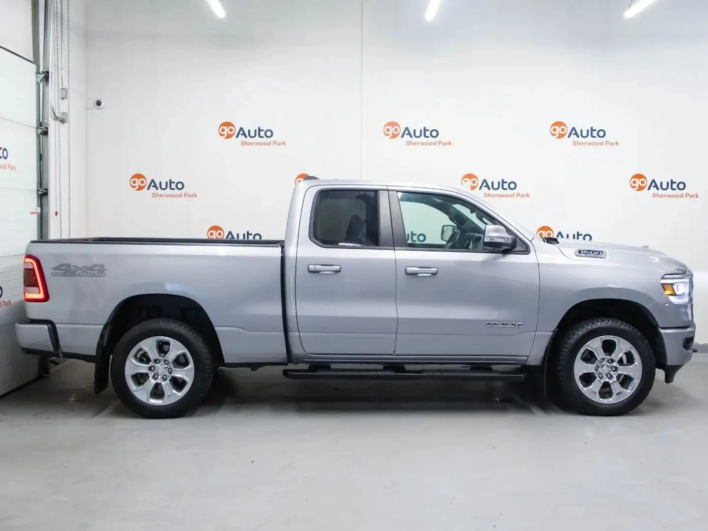 Dodge RAM 1500 BIG HORN ЦЕНА ДО БЪЛГАРИЯ АВТОКРЕДИТ, снимка 5 - Автомобили и джипове - 55950214