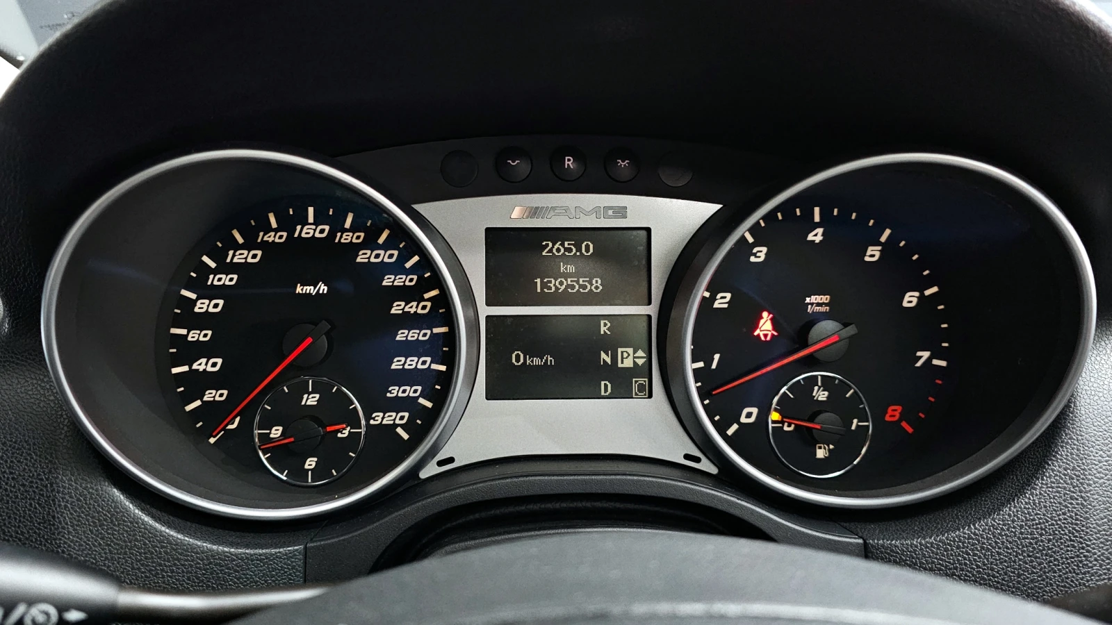Mercedes-Benz ML 63 AMG ЛЮК* КРАЙНА ЦЕНА, снимка 8 - Автомобили и джипове - 55983388