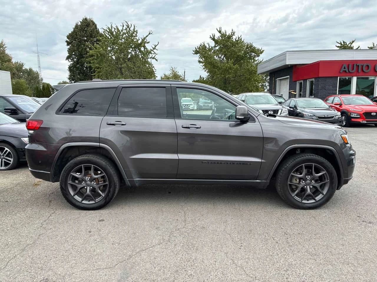 Jeep Grand cherokee * 80th Anniversary * CARFAX * ��������� * �������� | Mobile.bg � ����������� 4
