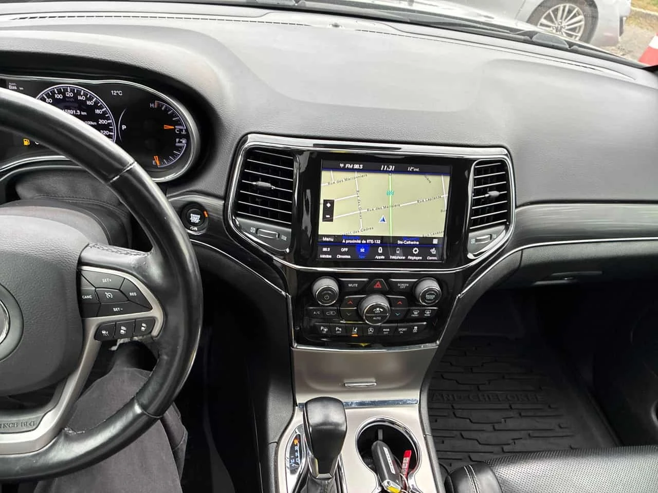 Jeep Grand cherokee * 80th Anniversary * CARFAX * ��������� * �������� | Mobile.bg � ����������� 9