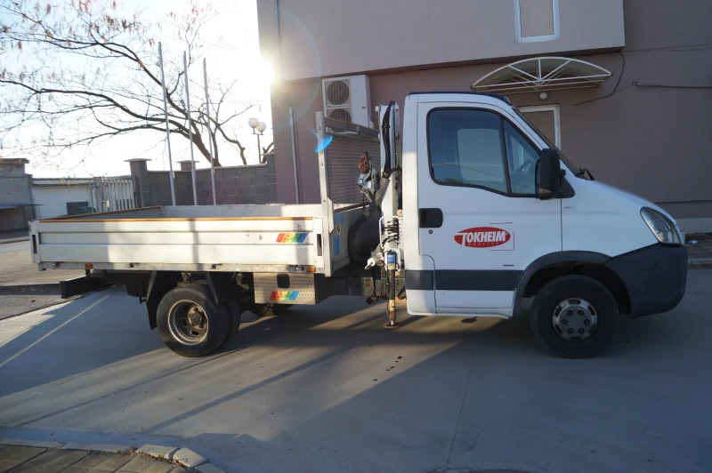 Iveco Daily КРАН, снимка 4 - Бусове и автобуси - 48602743